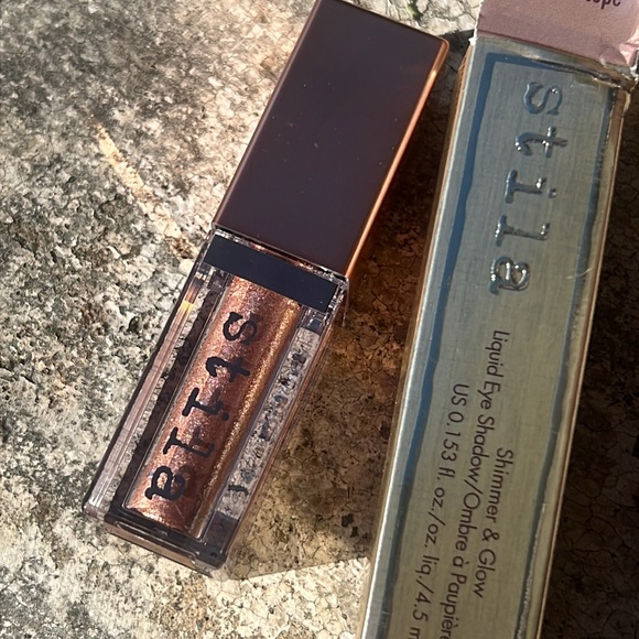 🌙❄️Kitten Kaleidoscope Stila Shimmer & Glow Eyeshadow - Picture 4 of 11
